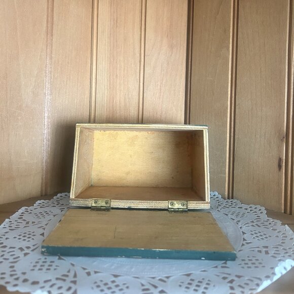 Vintage Hand Painted Rustic Wooden Recipe Box Green Rooster Storage Box Kitchen - Picture 5 of 7